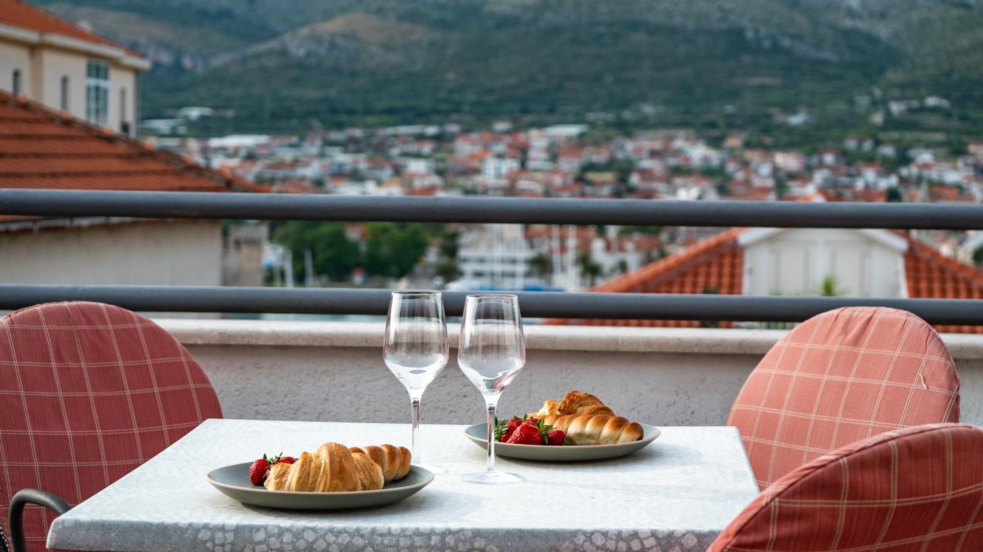 Apartments Kudelik Трогир Экстерьер фото