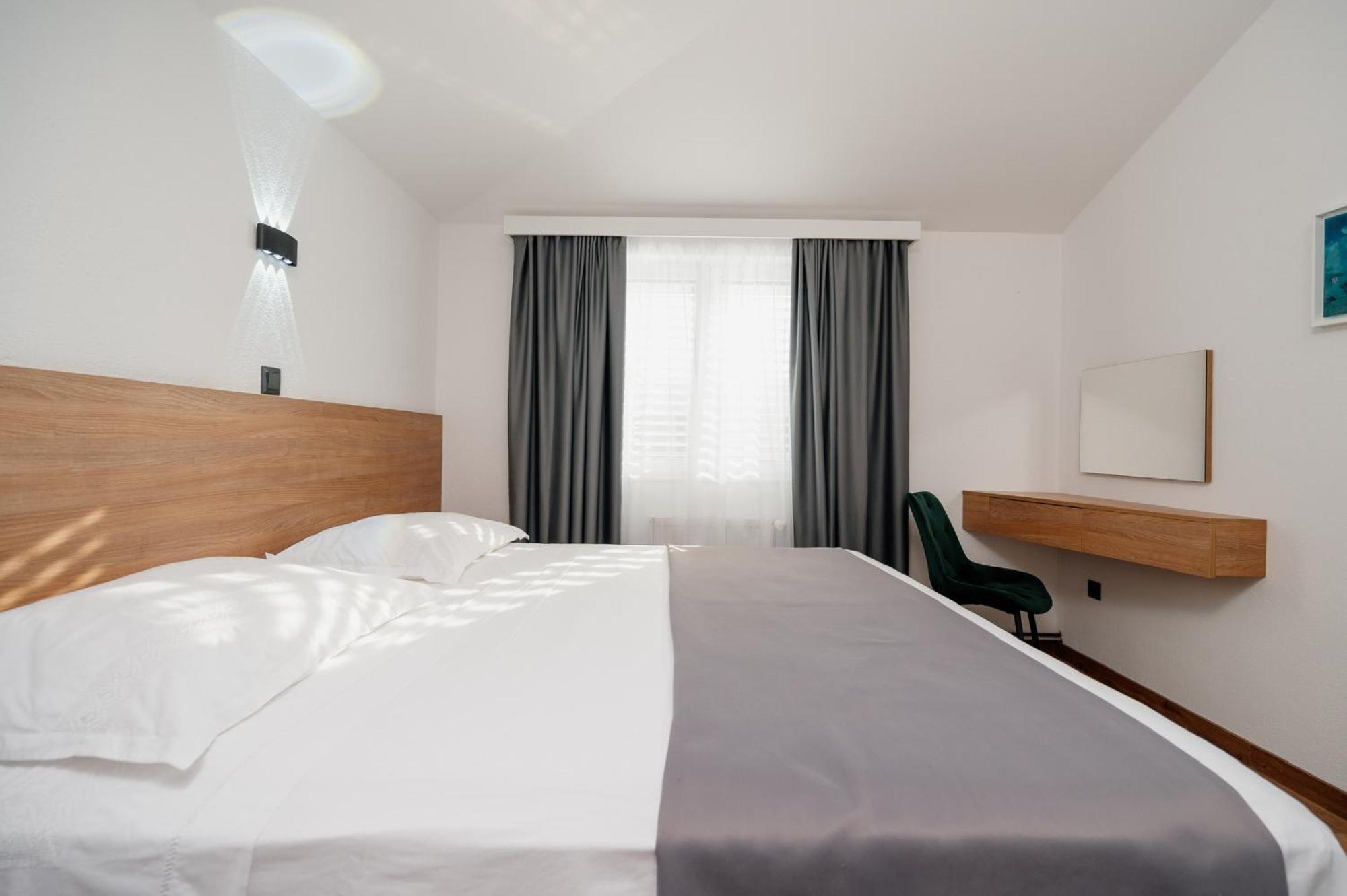 Apartments Kudelik Трогир Экстерьер фото
