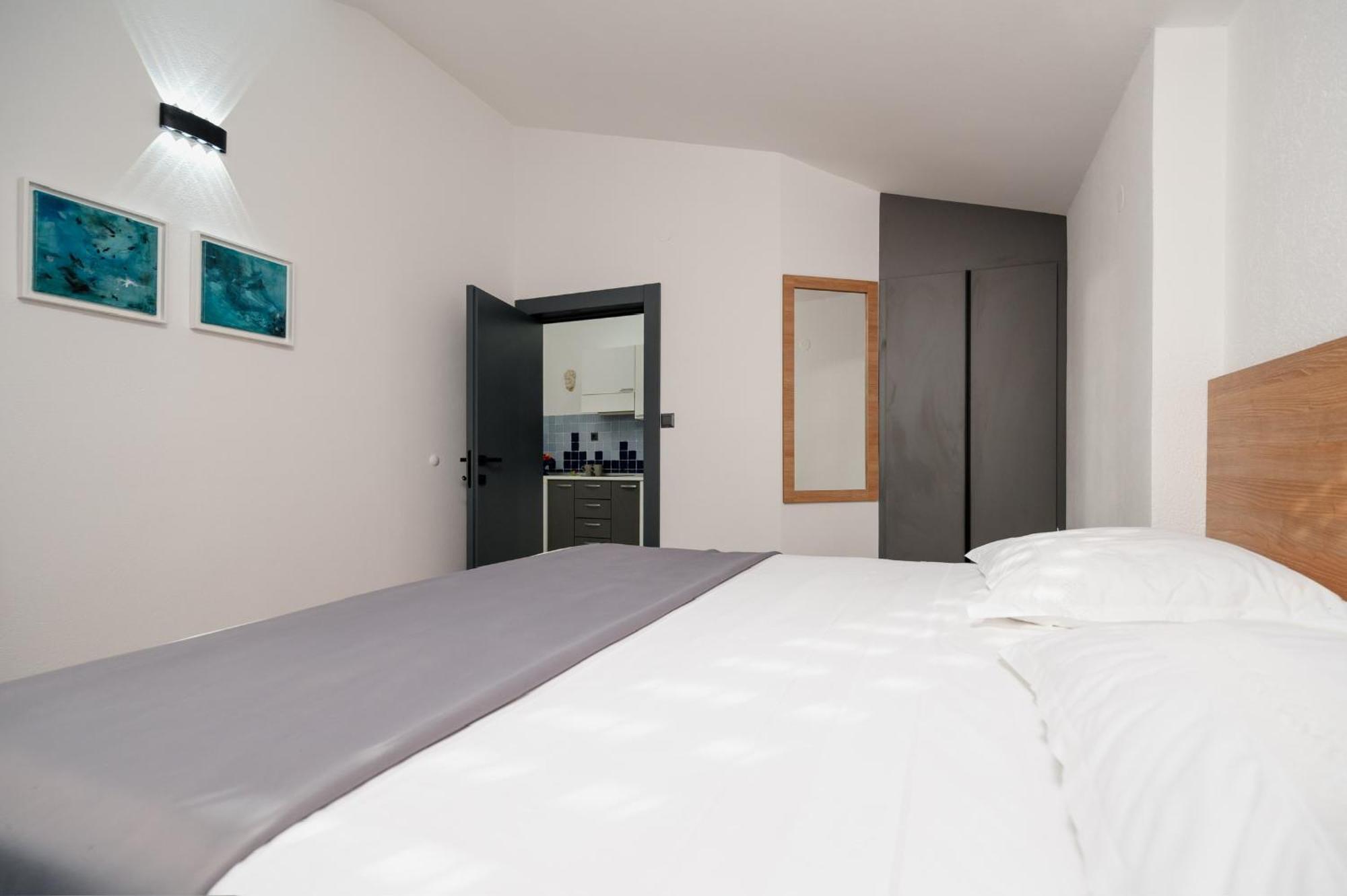 Apartments Kudelik Трогир Экстерьер фото