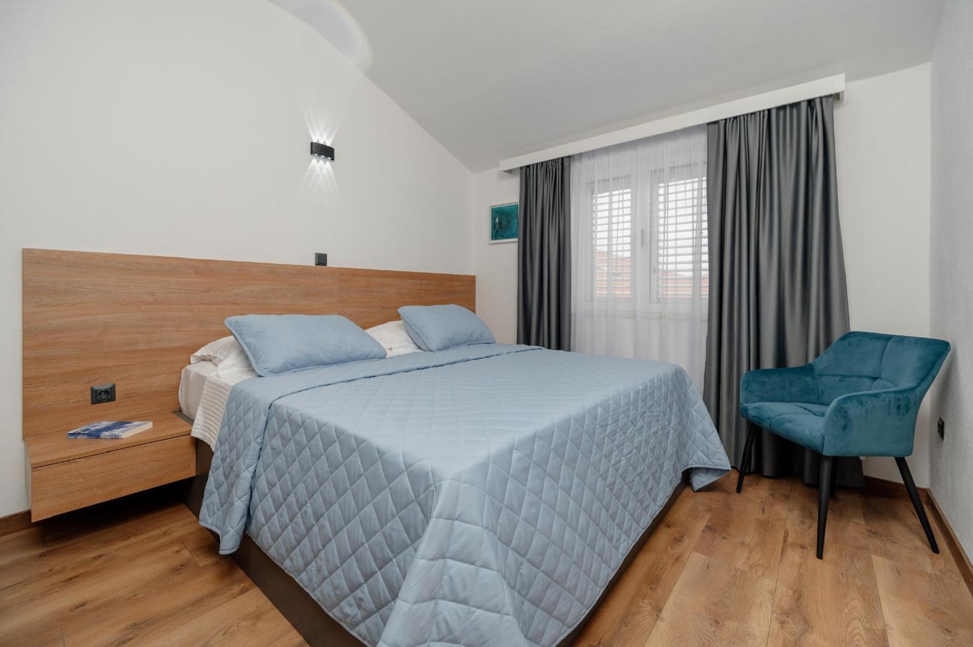 Apartments Kudelik Трогир Экстерьер фото